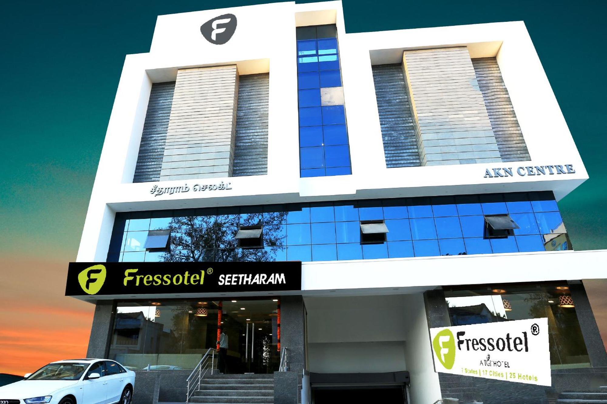 Fressotel Seetharam Kójamputtúr Exteriér fotografie